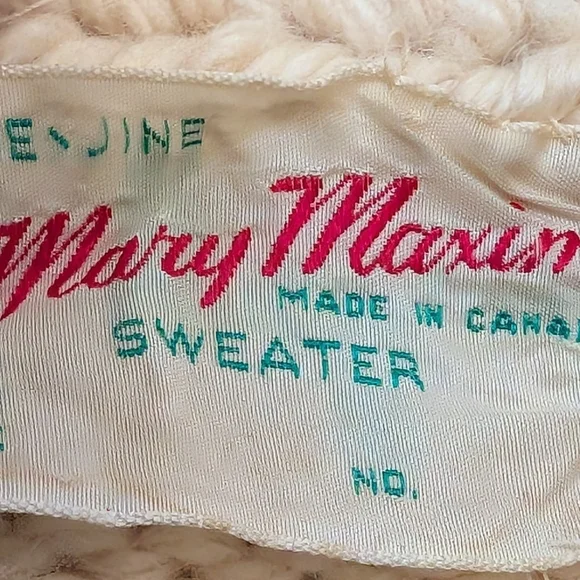 Vintage Hand Knit Mary Maxim Cowichan Style Wool Sweater Size Small - Picture 3 of 7
